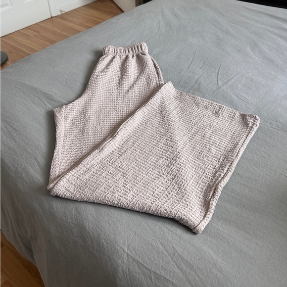 Dynamite Wide Leg Textured Knit Pants in Light Taupe - Picture 2 of 4